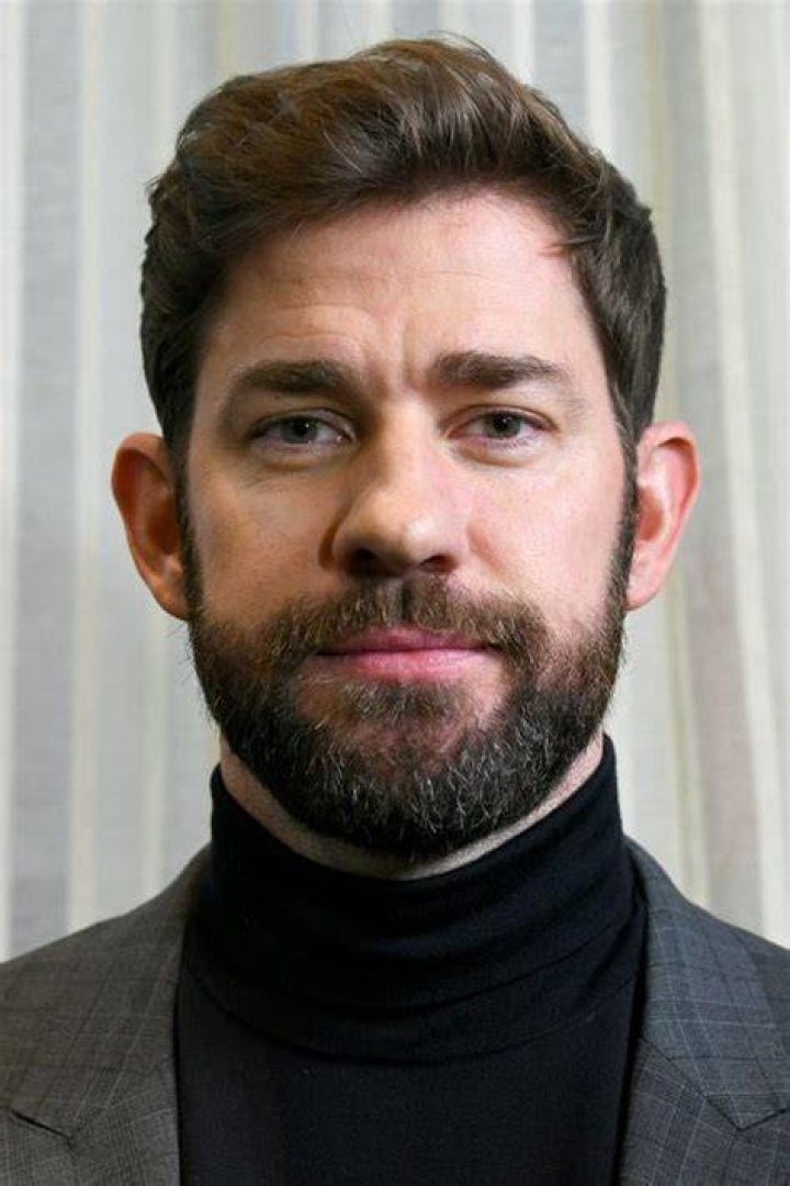 ﻿John Krasinski's Vacation of a Lifetime Parade Entertainment