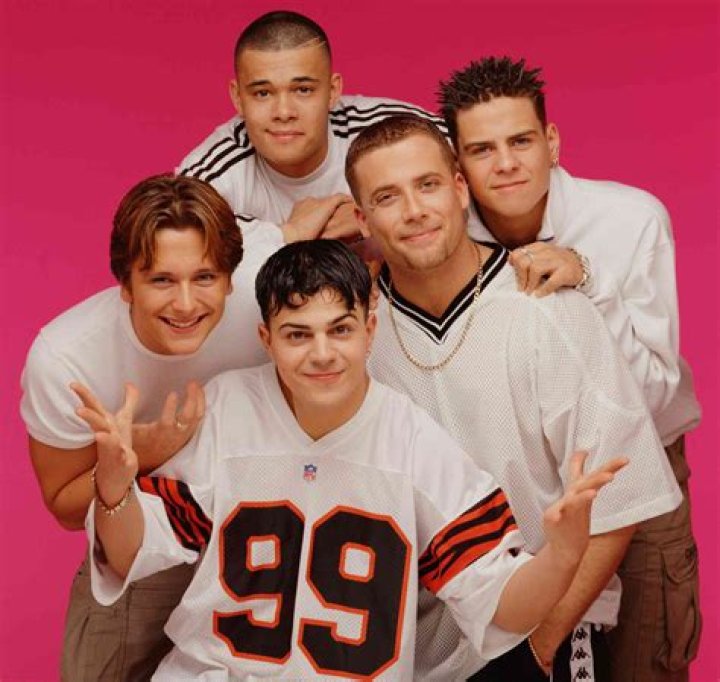 7 90s Boy Bands You Pretend You Didn't Listen to