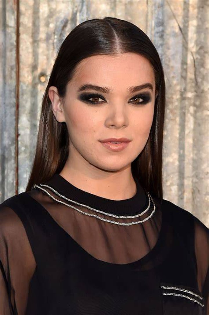 Actress, singer and model Hailee Steinfeld with boyfriend Cameron
