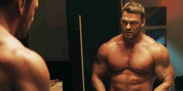 Alan Ritchson to Star in 'Jack Reacher' TV Series as Title Role! Photo