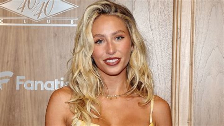 Alix Earle has fans in splits with hilarious ‘Before & After’ video of hairdo for New York