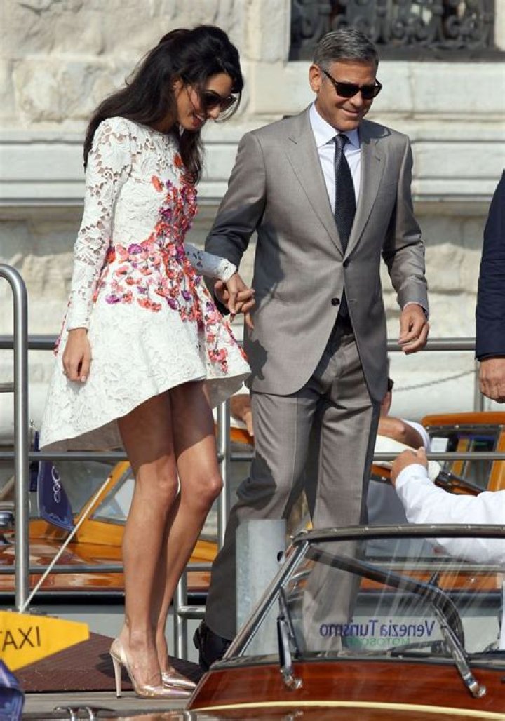 Amal Alamuddin See Every Single Stunning Beauty Look From the Golden