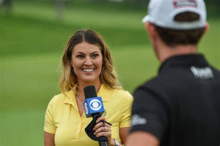 Amanda Balionis de la CBS WikiBio Salario, Edad, Casado, Padres