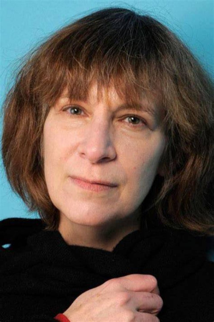 Amanda Plummer: Marriage, Career, And Beyond