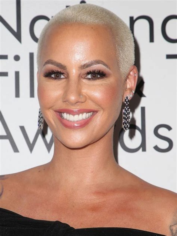 Amber Rose On Early Childhood,Style & Why She Didn't Speak Much YouTube