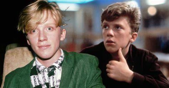 anthony michael hall movies on netflix Stefania Hatfield