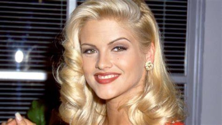 AP Anna Nicole Smith era investigada por posible homicidio The San