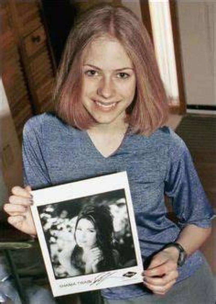 Avril Lavigne’s Childhood Photos Revealed NSF Music Magazine