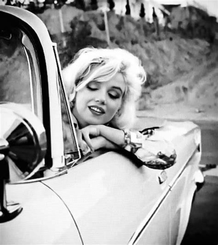 Barris, Photographer Who Captured the Last Images of Marilyn