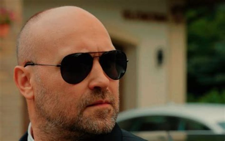 &bdquo;Tak r&oacute;żne!&rdquo; Bracia najprzystojniejszego superbohatera HollywoodHenry