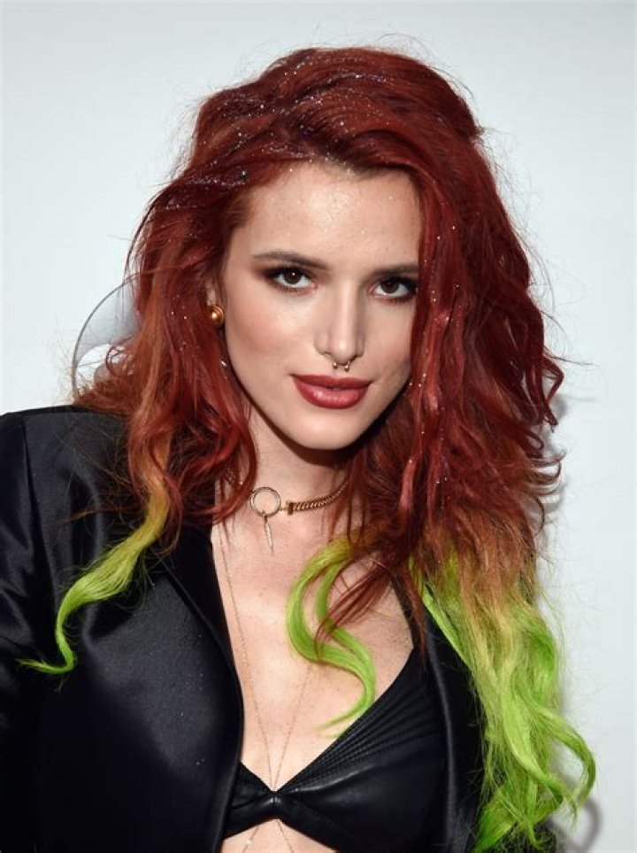 Bella Thorne Pictures