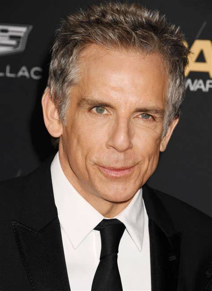 Ben Stiller wants you to grab a ball. Join Team Globo Gym—or Average