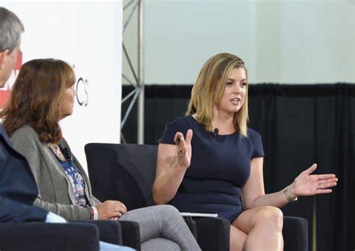 Brianna Keilar Net Worth, Salary, Parents, Kids.