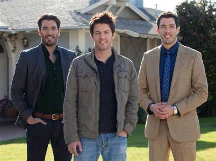 Brother Vs. Brother Scott brothers, Brother, Property brothers