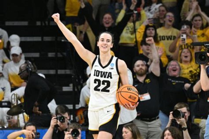 Caitlin Clark wins ESPY for Best Female College Athlete