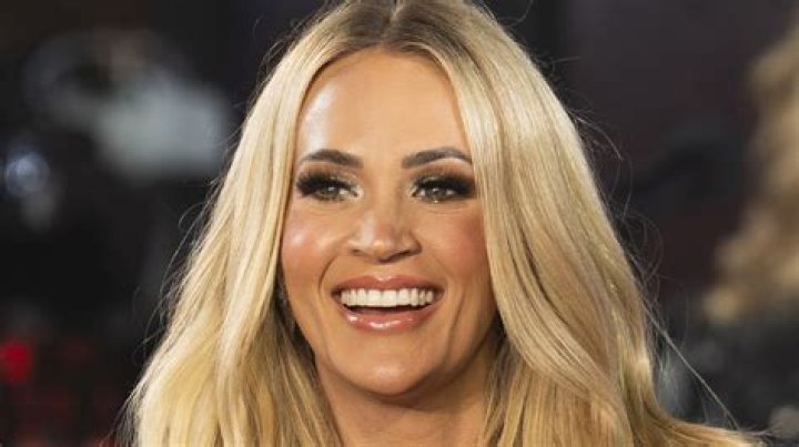 Carrie Underwood Said to Be Expecting Twins With Husaband Mike Fisher