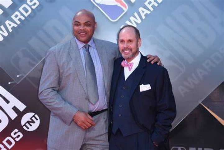 Charles Barkley surprises Ernie Johnson onair with news he&rsquo;s elected