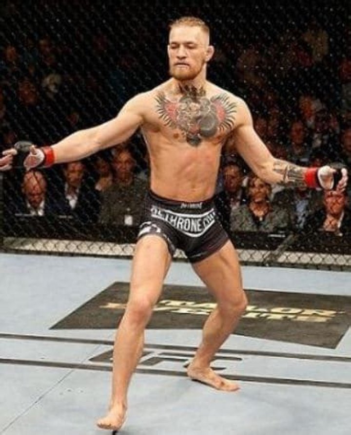 Conor McGregor Height, Age, Weight, Titles Sportsmen Height