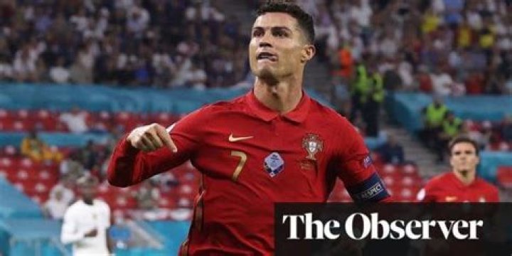 Cristiano Ronaldo rediscovers his joy on stage where he feels