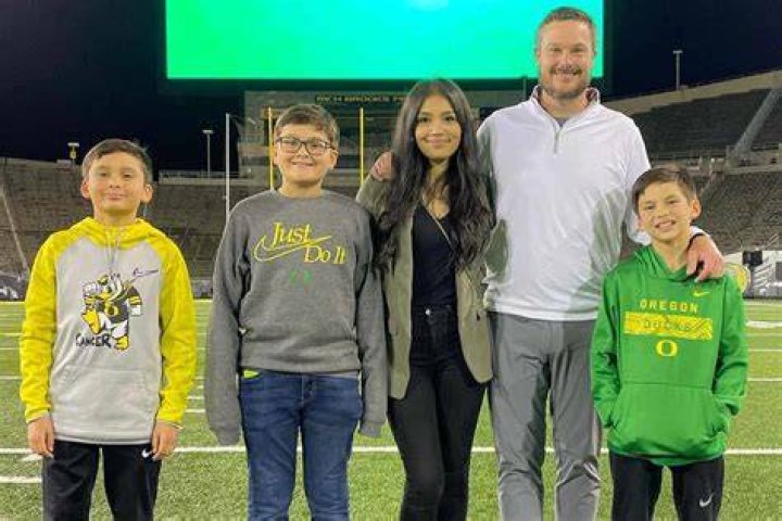 Dan Lanning Has Three Kids With His Wife Sauphia Lanning, Family And