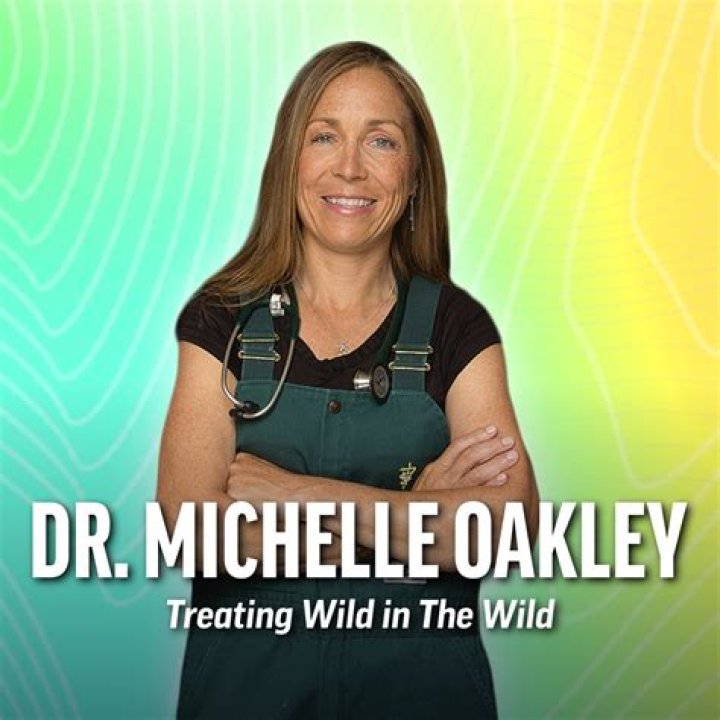 Dr Michelle Oakley Bio Wiki Age Height Husband Daughters Yukon Vet