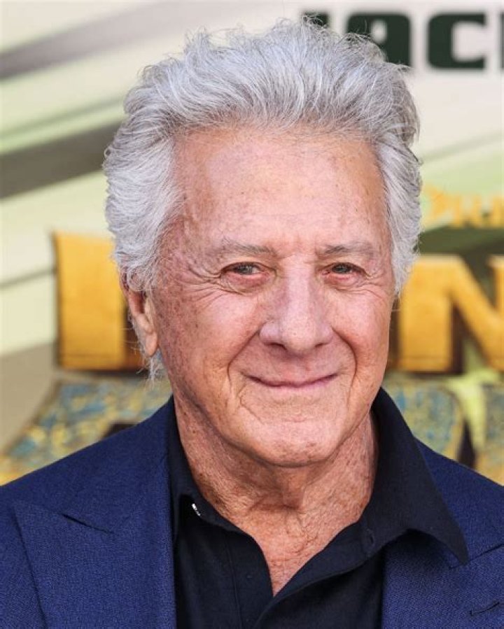 Dustin Hoffman goes for a stroll with wife Lisa on set of The