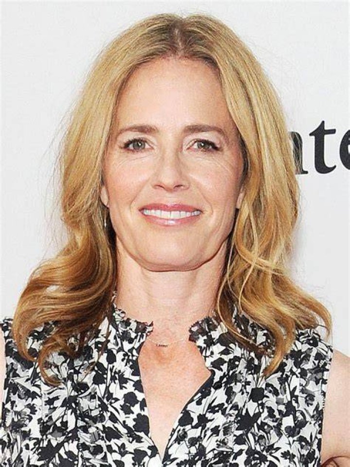 Elizabeth Shue's Enduring Career And Recent Projects: An Update