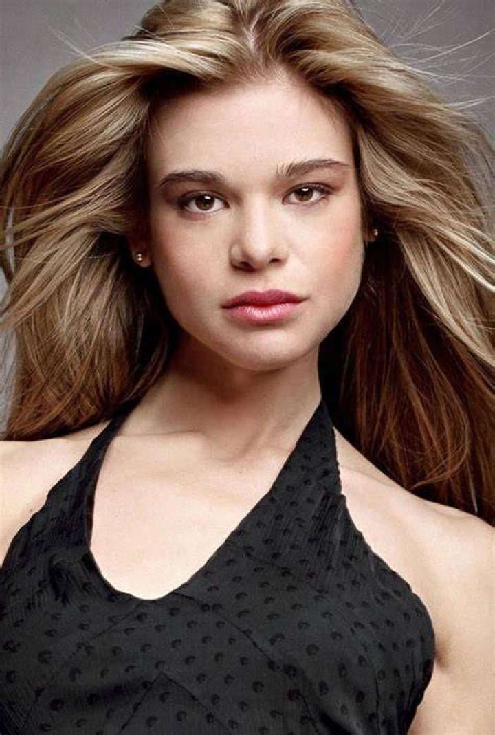 Ellen Muth Biography 7 Facts You Need To Know About Her Networth
