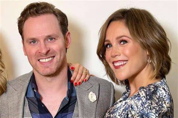 Erin krakow and Ben rosenbaum Erin krakow Pinterest Krakow