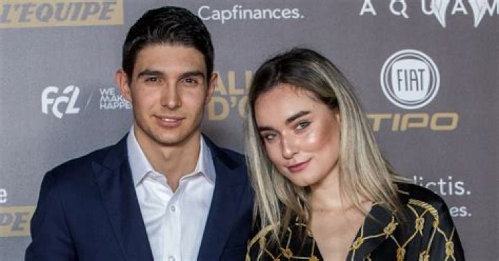 Esteban Ocon et sa compagne Elena Berri et son pere Laurent Ocon