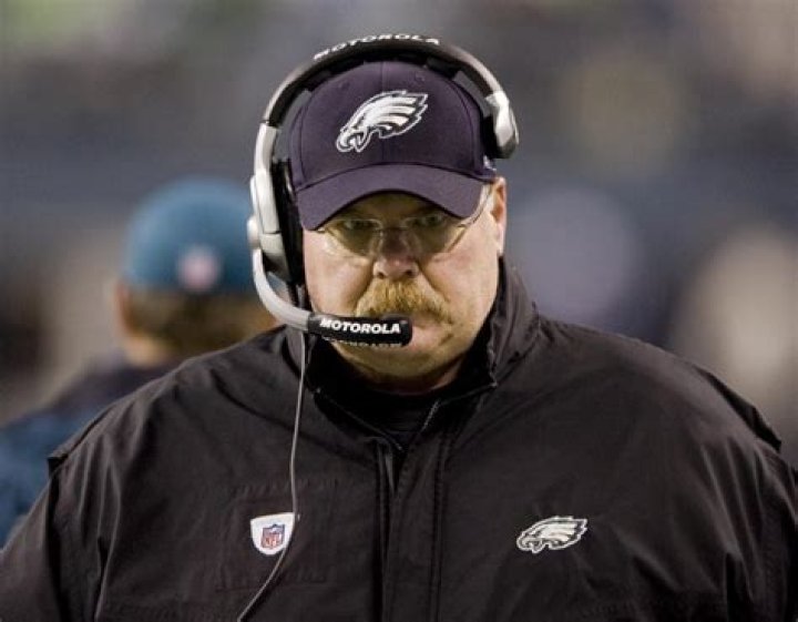For former Eagles coach Andy Reid on Super Bowl eve, another fatherhood