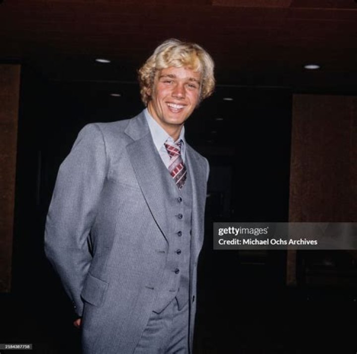 From the Archives Singer John Denver Killed in Plane Crash LA Times