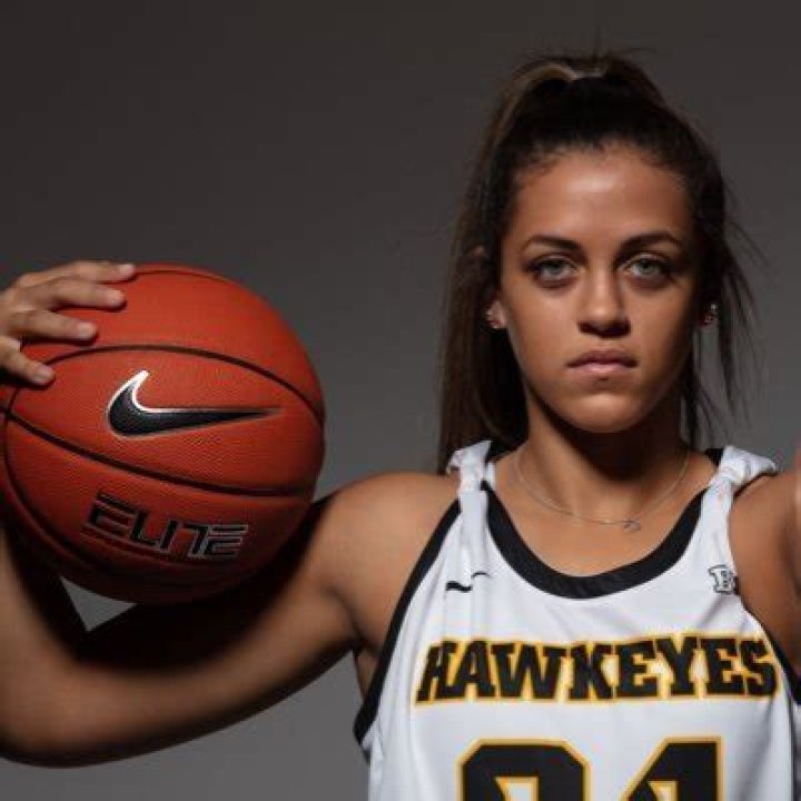 Gabbie Marshall Age And Wikipedia How Old Is The Athlete?