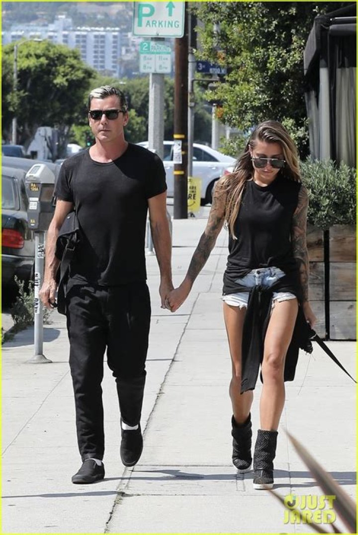 Gavin Rossdale and girlfriend Sophia Thomalla both rock rings in LA T