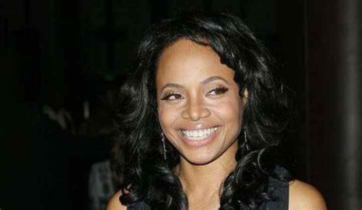 Gina Ravera Net Worth, Bio, Height, Family, Age, Weight, Wiki 2024