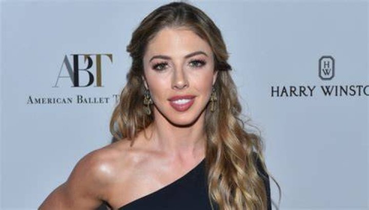 Hannah Margaret Selleck bio Boyfriend, family, measurements, career