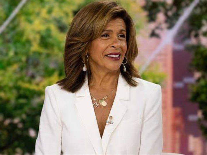Hoda Kotb Net Worth April 2024, Salary, Age, Siblings, Bio, Family