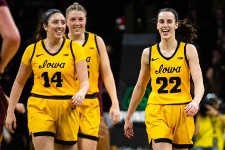 Iowa women's basketball to honor seniors Monika Czinano, McKenna
