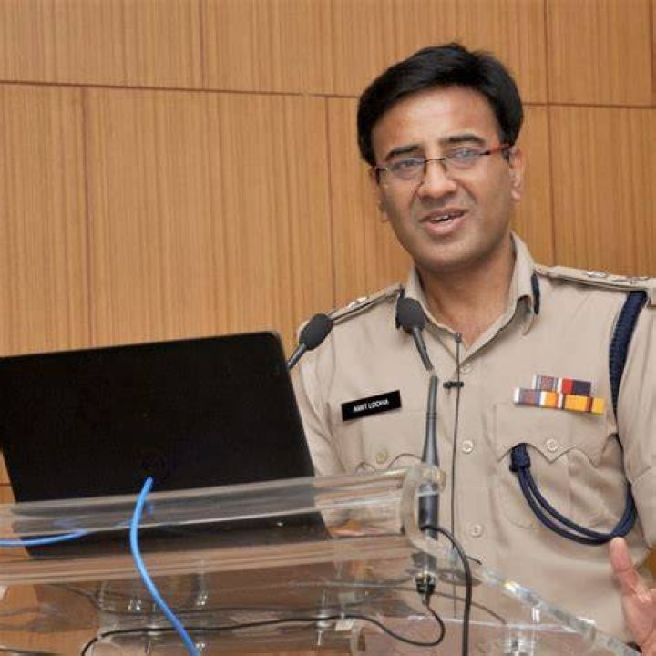 IPS Amit Lodha Amit Lodha reacts to Netflix's Khakee The Bihar Chapter