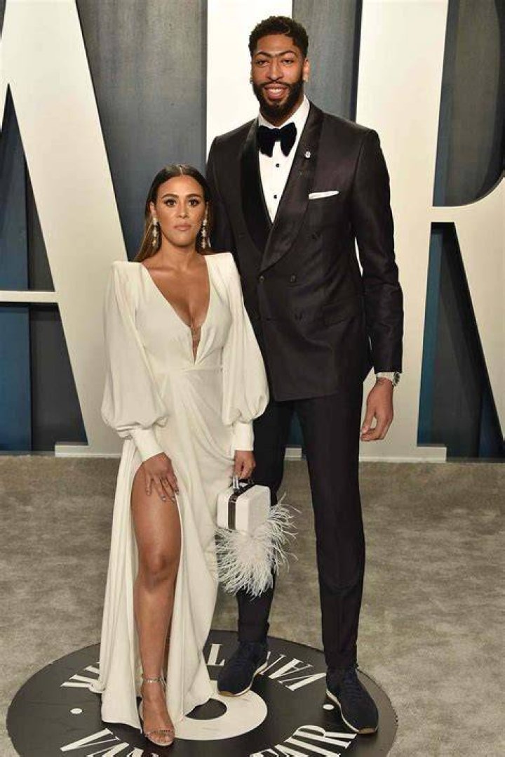 Is Anthony Davis’ Girlfriend Marlen P. In the Lakers Bubble?