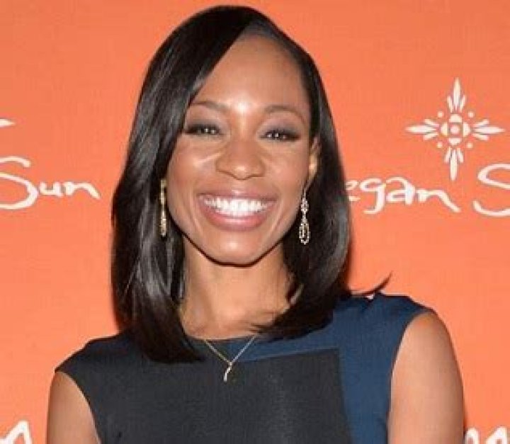 Is Cari Champion married? Wiki Wife, Married, Wedding, Salary