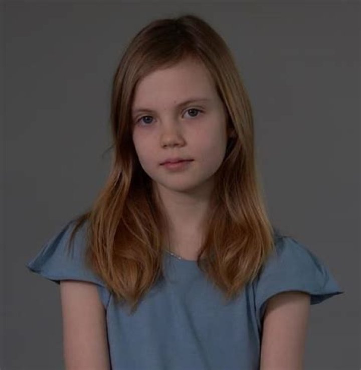 Isla Johnston Biography/Wiki, Age, Height, Boyfriend, Net Worth & More