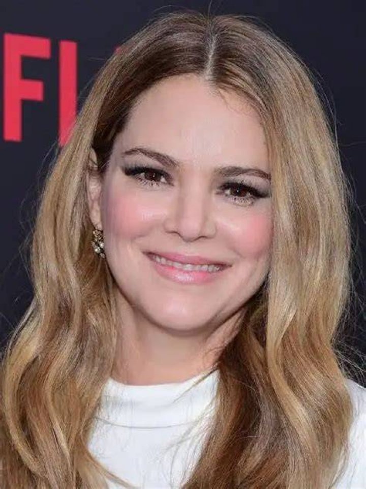 Jacinda Barrett Net Worth, Movies, Husband, Height, Career & More