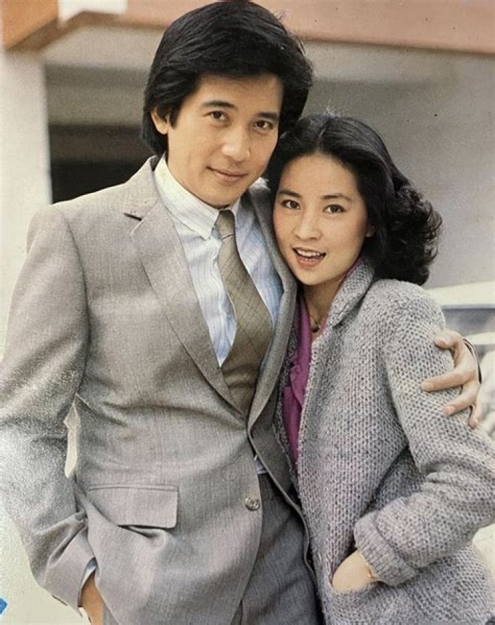 Jackie Chan&rsquo;s Wife Lin Fengjiao Reportedly Spends Almost S50K A Year
