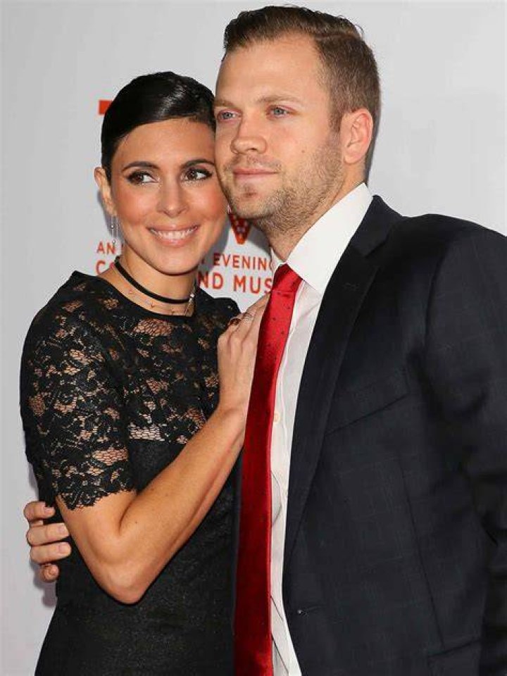 JamieLynn Sigler & Cutter Dykstra Tie The Knot &mdash; See Photos Of Their
