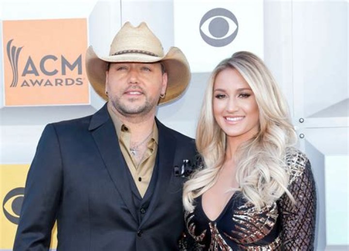 Jason Aldean Wife Age