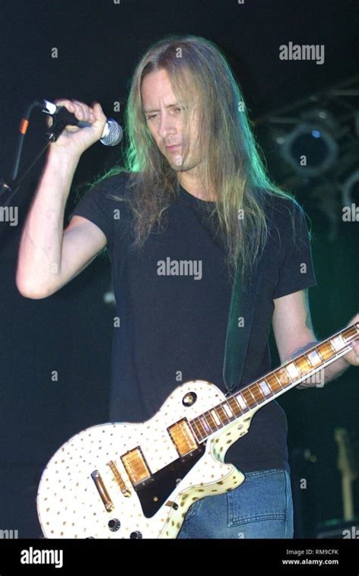Jerry Cantrell's Kids A Glimpse Into Family Life Of The Legendary Musician