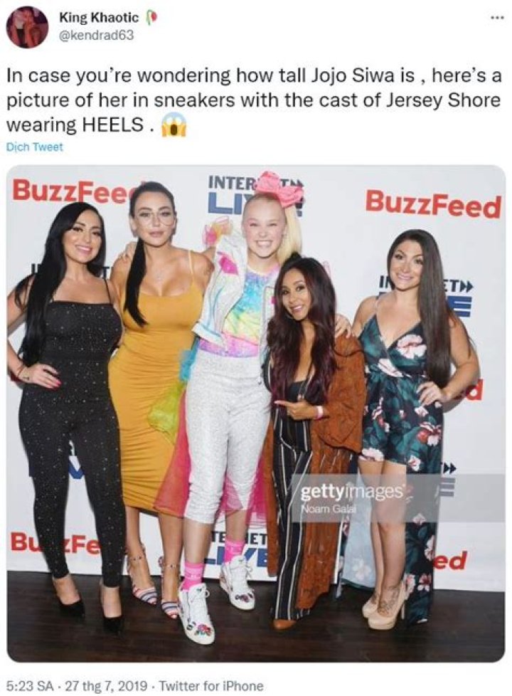JoJo Siwa Height How Tall Is She? Photos With Other Stars J14