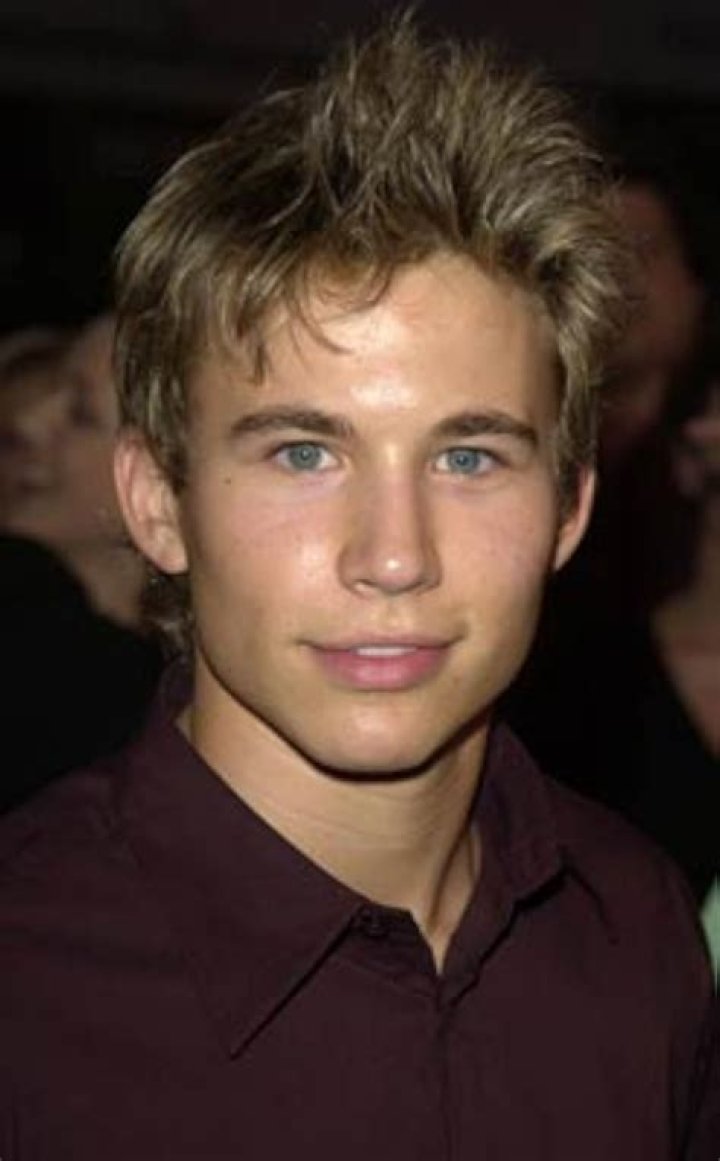 Jonathan Taylor Thomas Celebrity biography, zodiac sign and famous quotes