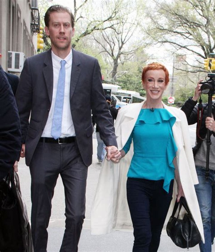 Kathy Griffin Marries Boyfriend Randy Bick on New Year&rsquo;s Day